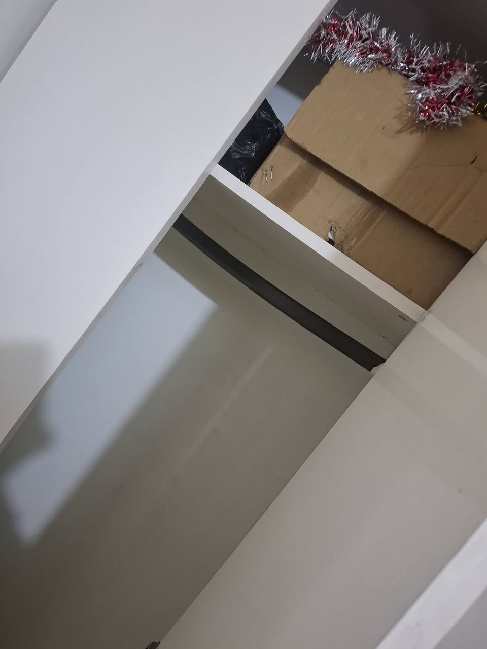 غرفة النوم تركيه اصليه لون ابيض سبب البيع اهلي يردون حجم اكبر
سعر زين 
للحجز ول استفسار واتساب 
***********
