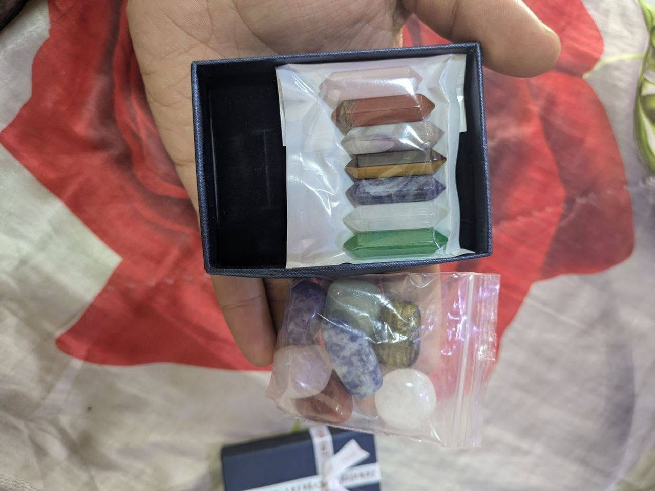 علبة بيها احجار بهل شكل اليفيدة يدفعلنا بي سعر وياخده


**إذا كنت صاحب هذا الإعلان وتريد حذفه لأي سبب، رجاءا أرسل رسالة إلى الدعم الفني**