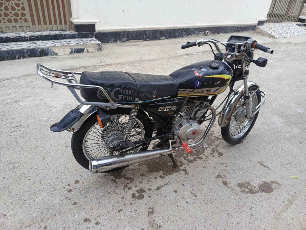 للبيع نامة برو 

اوراق مكاتبة

دراجة نضيفة  تجي تشوف بعينك كاملة مابيهة نقص تاخذهة منا و ماتصرف عليهة ربع كلشي بلادي ما مبدل

دراجة صوتهة ناعم مكفولة من السرقة و الحوادث 

كهربائيات كلها شغالة درجة اولة

السعر 425و بيهة مجال 

المكان صلاح الدين قضاء الضلوعيه الناحية

للاستفسار
***********
