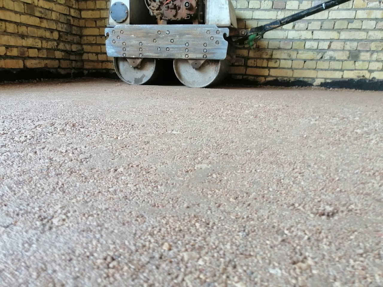 شغل حدل حسب الطلب حادله ام الطن حدل المنازل والبتلوات والاراضي وجميع طبقات السبيس والتراب والحصى 
***********
