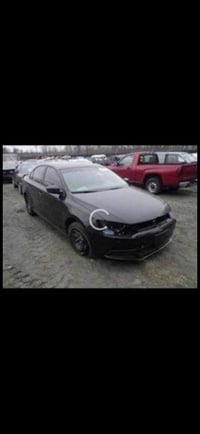 السياره ع ايدي من ٢٠١٤ فولكسفاجن جيتا ٢٠١٢ ماشيه ٩٣ الف امريكي كلين بد...