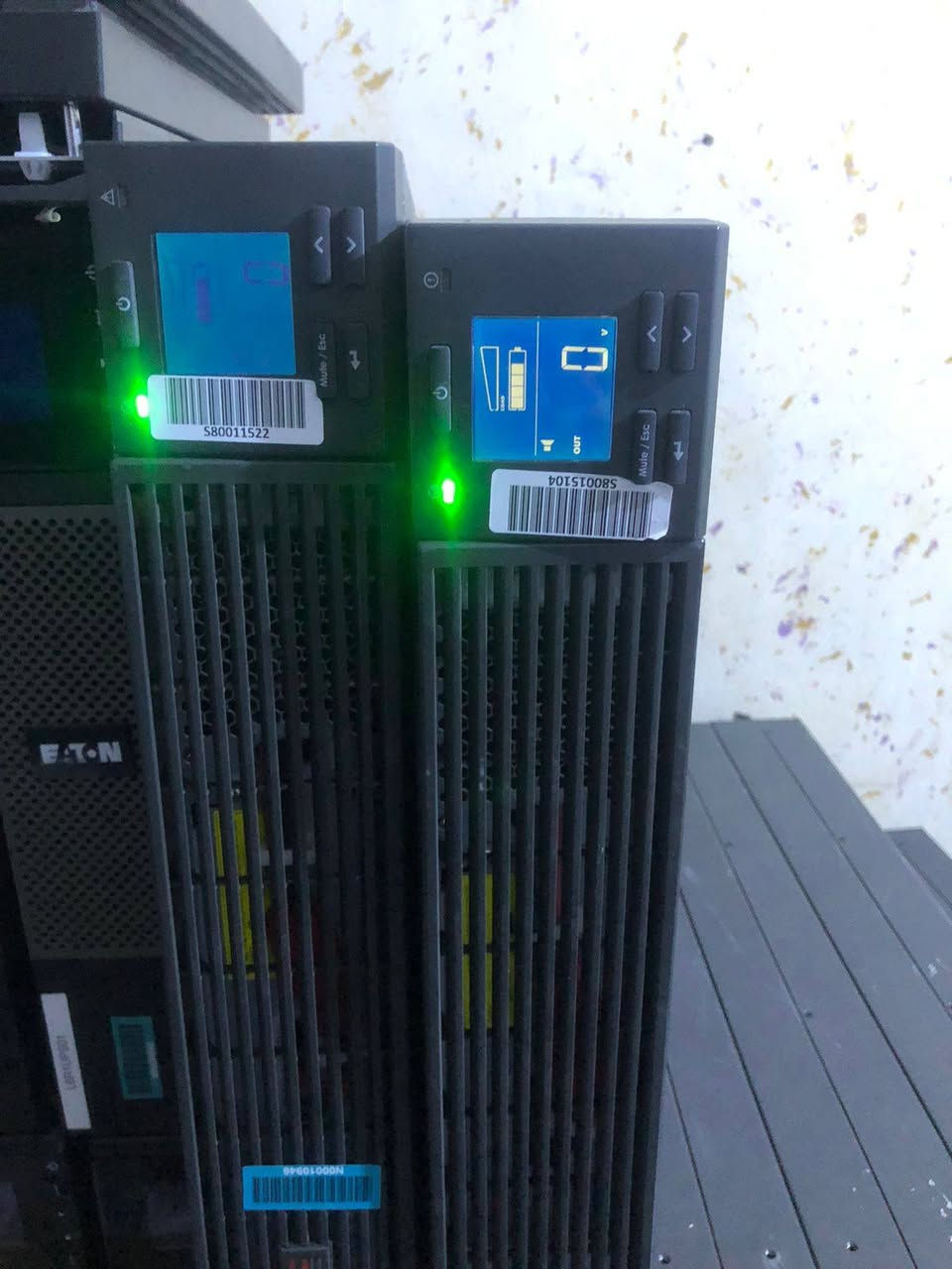 UPS  schneider 3000 VA ON LINE
مناسب لحماية الاجهزة الطبيه لغاية ١٢ امبير متوفر بسعر ٣٠٠ الف للحجز والاستفسار التواصل *********** مهندس حيدر
