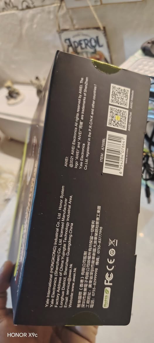 كلهن 25 باور شحن صغير سماعة راس ماركة  بلوك ممفتوحة ابد اسبيكر كبير لوك يحتاج بطارية نوكيا   مع التوصيل.


**إذا كنت صاحب هذا الإعلان وتريد حذفه لأي سبب، رجاءا أرسل رسالة إلى الدعم الفني**