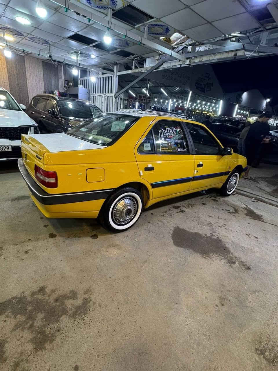 بيجو اكد موديل 2016 
رقم بغداد دولي شرط التحويل
ماشية 114 
مكينة وكير شرط 
تبريد + تدفئة شرط 
طخم تايرات جديد 
كهربائيات كلها بشرط كلشي شغال 
ادامه كامله قبل يومين 
1- حساس كرنك 
2-درايمشفتات 4 جدد
3-جبن + اذان 
4- ربل طبلة جديد 
5- طوبة قلايج 
6- قفل + بم باب النفر  اصلي 
7-فلاتر جدد
8- سويل كير جديد 
سياره حيل  حلوة واغراضها كلها متوفره و كلش رخيصة 
بيها ملاحظات بسيطة 
السعر 52
***********
***********
