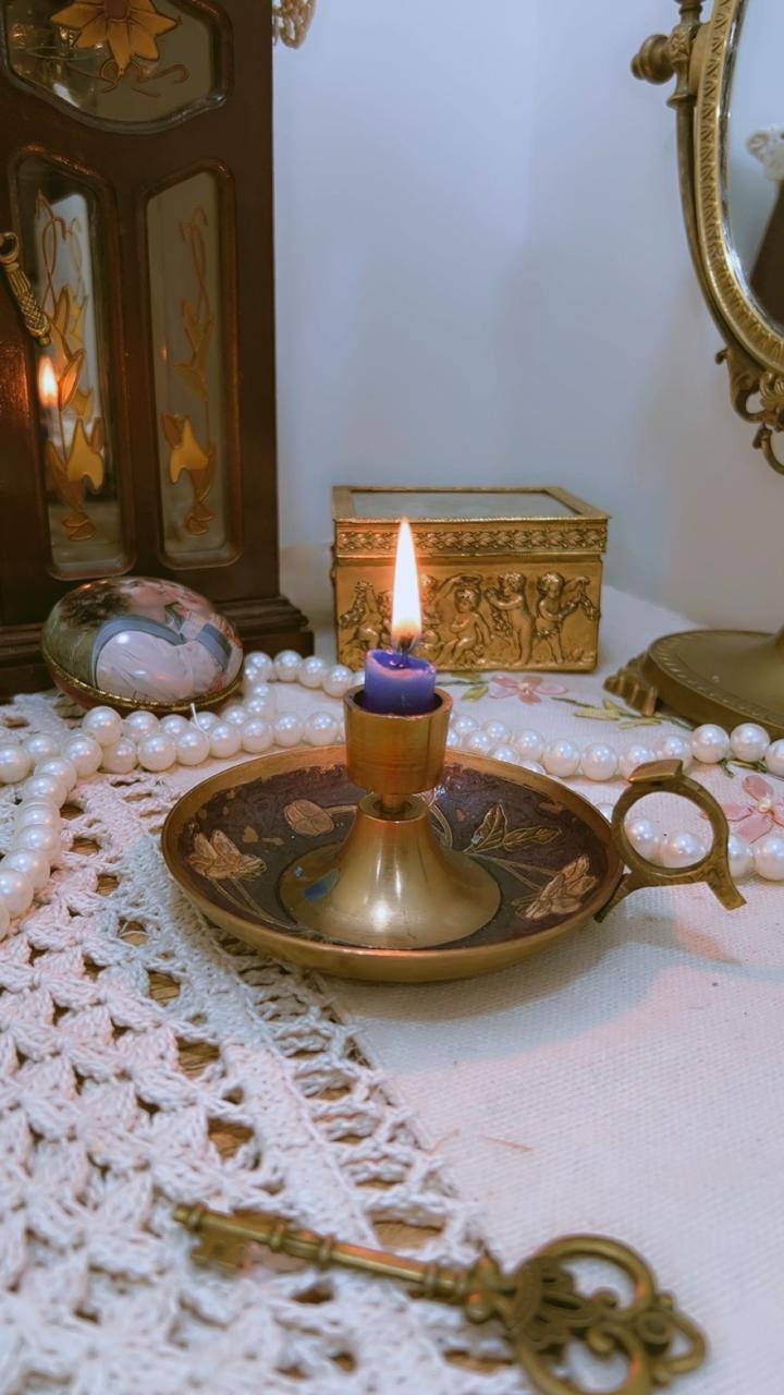 شمعدان نحاس ومينا ثقيل


**إذا كنت صاحب هذا الإعلان وتريد حذفه لأي سبب، رجاءا أرسل رسالة إلى الدعم الفني**