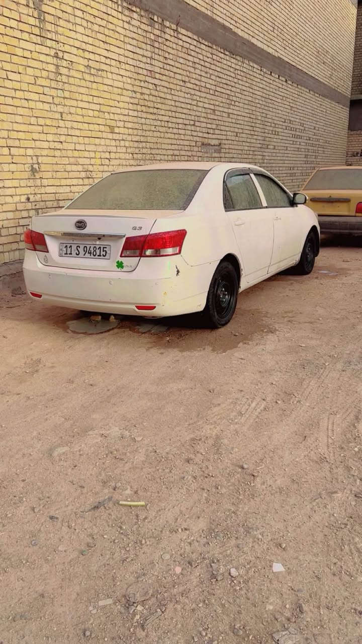 بيوادي 2013 محوره مكينه كير كورلا قديم 1600 تبريد ثلج حداديه تخم تاير كله جديد لايت زنون دواخل جدد مصبوغه عام بيه طخات وبيه ضربه بالجاملغ الأمامي ومعمره سياره خير من الله بسمي تحويل ثاني يوم عليه غرامه 400 توكع من سعر مكاني بغداد العبيدي الرئاسه *********** السعر 42 بيه مجال
