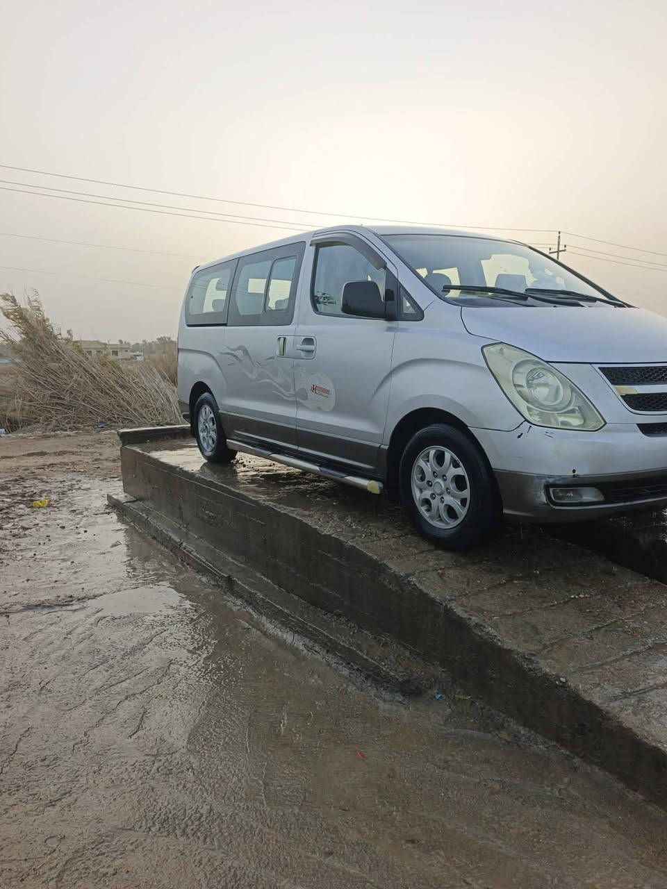 ستاركس للبيع موديل 2009 مكفوله كفاله عامه فول موصفات  ***********
