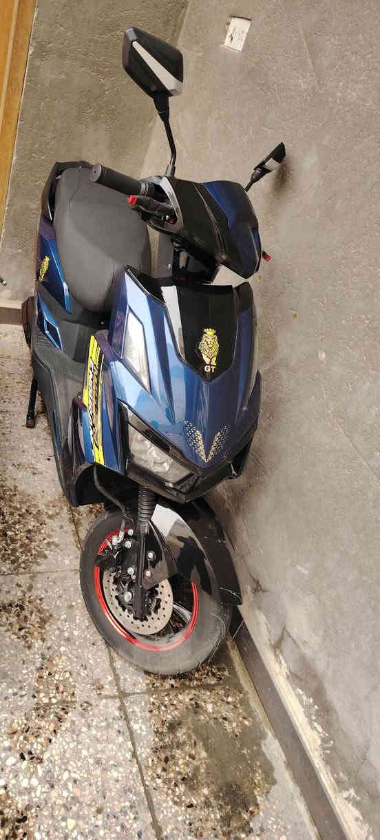 السلام عليكم دراجة شحن للبيع جديدة نضيفة الاستفسار الاتصال على الرقم ***********
