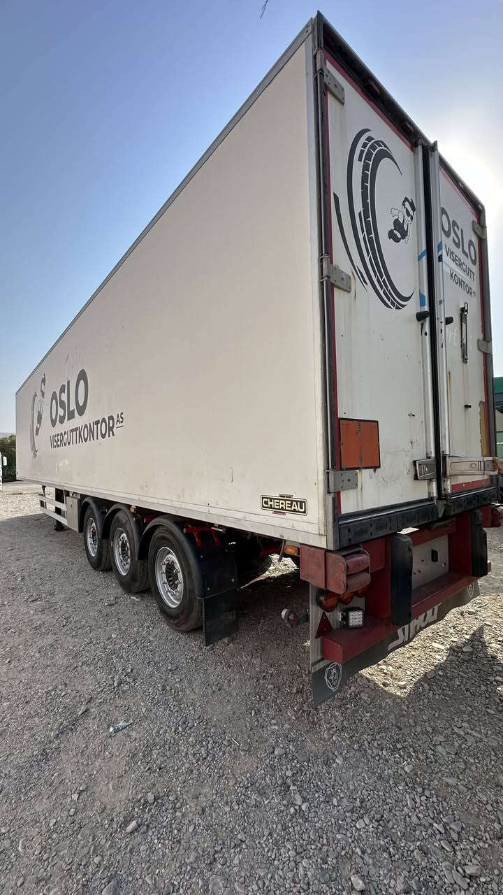 ⬇️ 📞 ⬇️ للبيع / بۆ فرۆشتن 
❗️عرەبانە بڕاد شیرو 
مودیل ٢٠٠٨
جهاز کاریر ١٨٥٠ 
ارتفاع 275 سم
سمك 5
*********** 
***********
