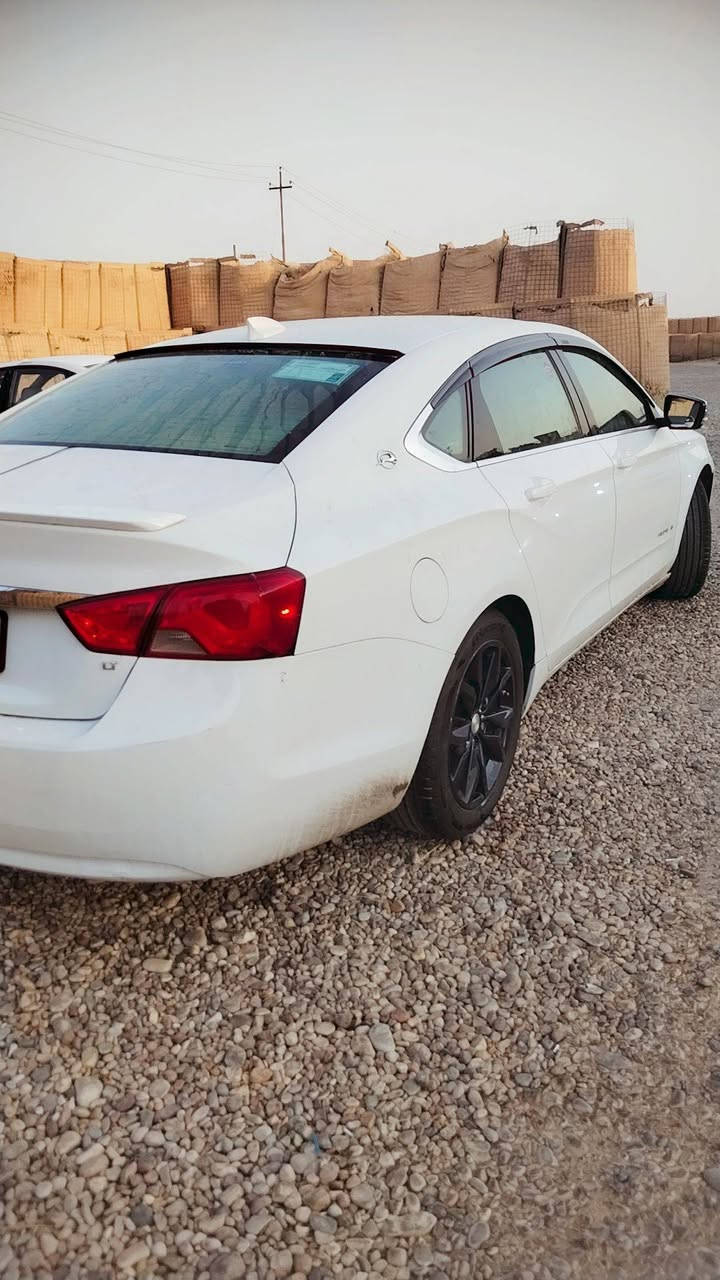 السلام عليكم للبيع امبالا 2016 رقم بصره دولي بسمي محرك ٣٦٠٠ حادثه جاملغ عكس سايق وبنيد وبيه تلحيضات محرك جديد حاويه سعره 120 ورقه صدر جديد تايرات جدد نقصه مكاني بصره
