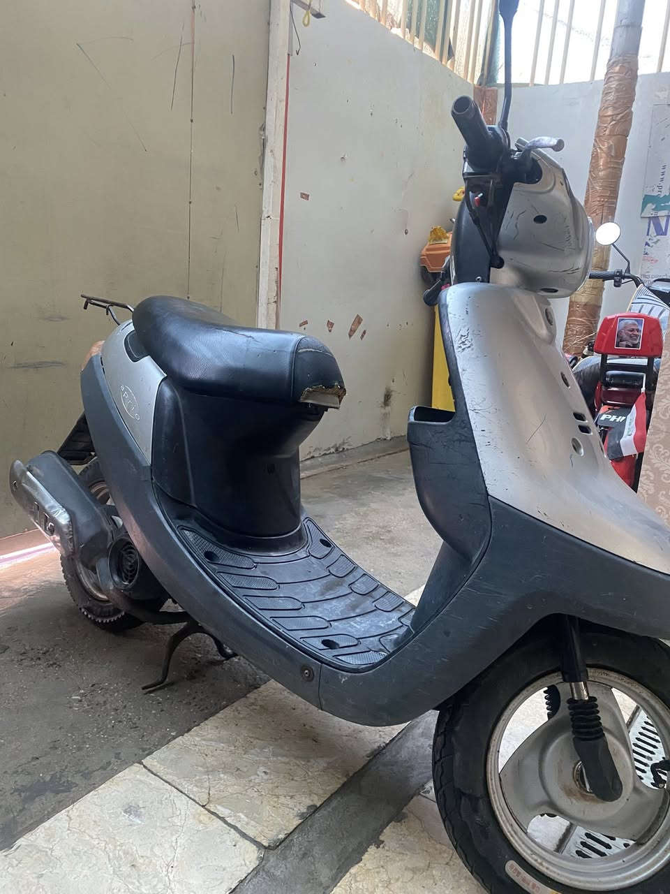 دراجة بطة 60 نظيفه كلشي بيها شغال  السعر 200  مكاني بغداد رقمي ***********
