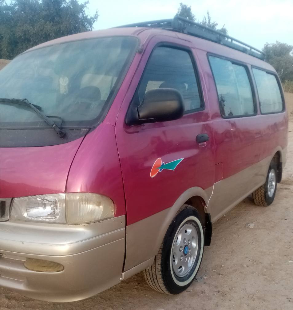 السلام عليكم بريجو ٩٧ سياحي رقم بغداد مصفرة مشروع وطني تحويل مباشر مكينة وكير مكفولات الشواصي بيهن تصليح مشط وباور وداينمو وسلف جدد تخم تاير جديد الكهربائيات تشتغل غرفته حلوه السيارة مصبوغة جمالية  السعر (  ٤٨ ) وبيه مجال حك الجيه المكان بغداد للاستفسار ***********
