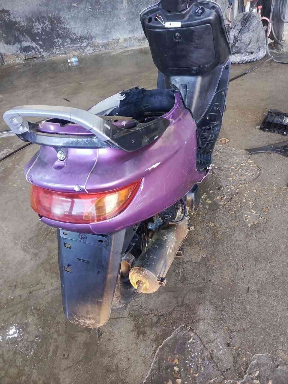 سلام عليكم فراشه البيع فحل عوزهاباتري وبريك السعر 250وبيه مجال النجف بشارع مجمع بيتي ***********
  ***********
