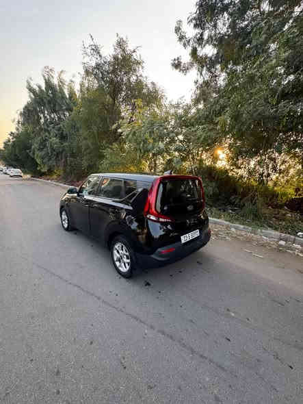 للبيع او مراوس كيا صول موديل 2021 رقم بغداد سنويه و ارقام جديد وارد امريكي حادثها جاملغ الامامي الايمن والبنيد وبيها بارد بل باب الصندوق فقط كلش حلوه السياره وخير من الله مواصفات S ماشيه 29 mi
كشن كهرباء 
رادار جانبي 
رادار امامي 
تحكم استيرن كامل 
شاشه اكبر حجم 
كأمره دواره 
تحديد مسار 
وبعد بيها مواصفات المعروفه السعر 135 وبيها مجال 
مكان السياره بغداد الصليخ / ***********
