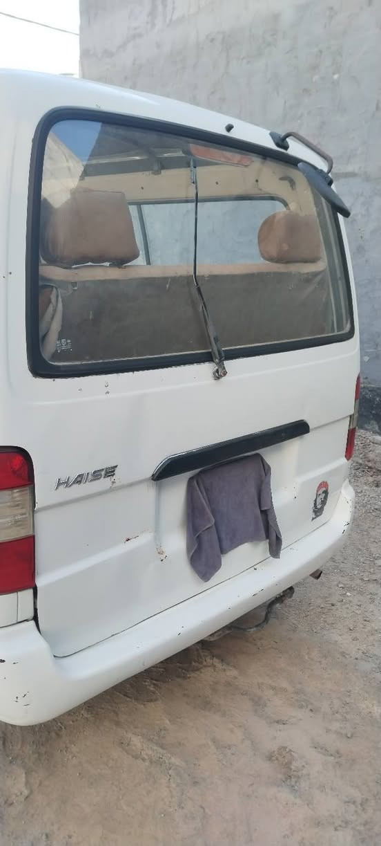 سلام عليكم جمبي بو لبيع ٢٠١٣ حره بس ابيع موصليه سعر ٣٢ بيه مجال قليل ***********
