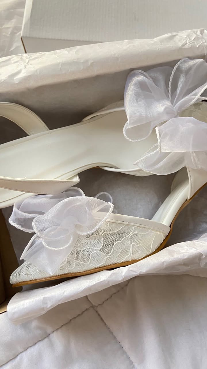 📌📌عندي شلعة أحذية عددها 70 زوج 👟📌📌
📸 هذني صورهن — جودة عالية و شرط الفحص

✔️ بيهن أحذية من أهل الجملة ببغداد سعرها 10 آلاف ولجوا
✔️ وقسم مستوردة من تركيا جملتها 19 ألف
✔️ وأكو بعد موديل أو 2 ما نازلة صورهن

💰 السعر للشلعة كاملة: 500 ألف


**إذا كنت صاحب هذا الإعلان وتريد حذفه لأي سبب، رجاءا أرسل رسالة إلى الدعم الفني**