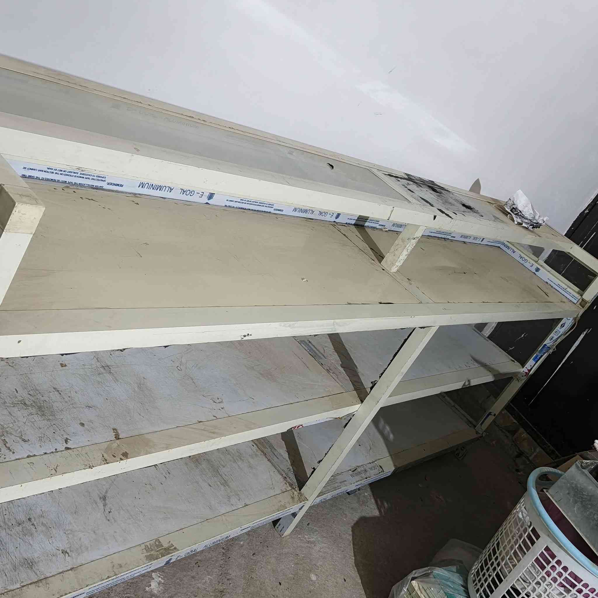 سلام عليكم
ميوزه لبيعه 
***********
