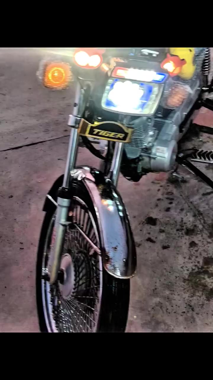 السلام عليكم تايكر موديل ٢٠٢١ كلو شرط كهربائيات كلها شغاله دبلات وياله لشه شرط محرك  شرط هندر واحد نشاط وشلعه نار وزن ثقيل مرتب ونضيف مكاني ايسر الشركاط السلمان  ***********
