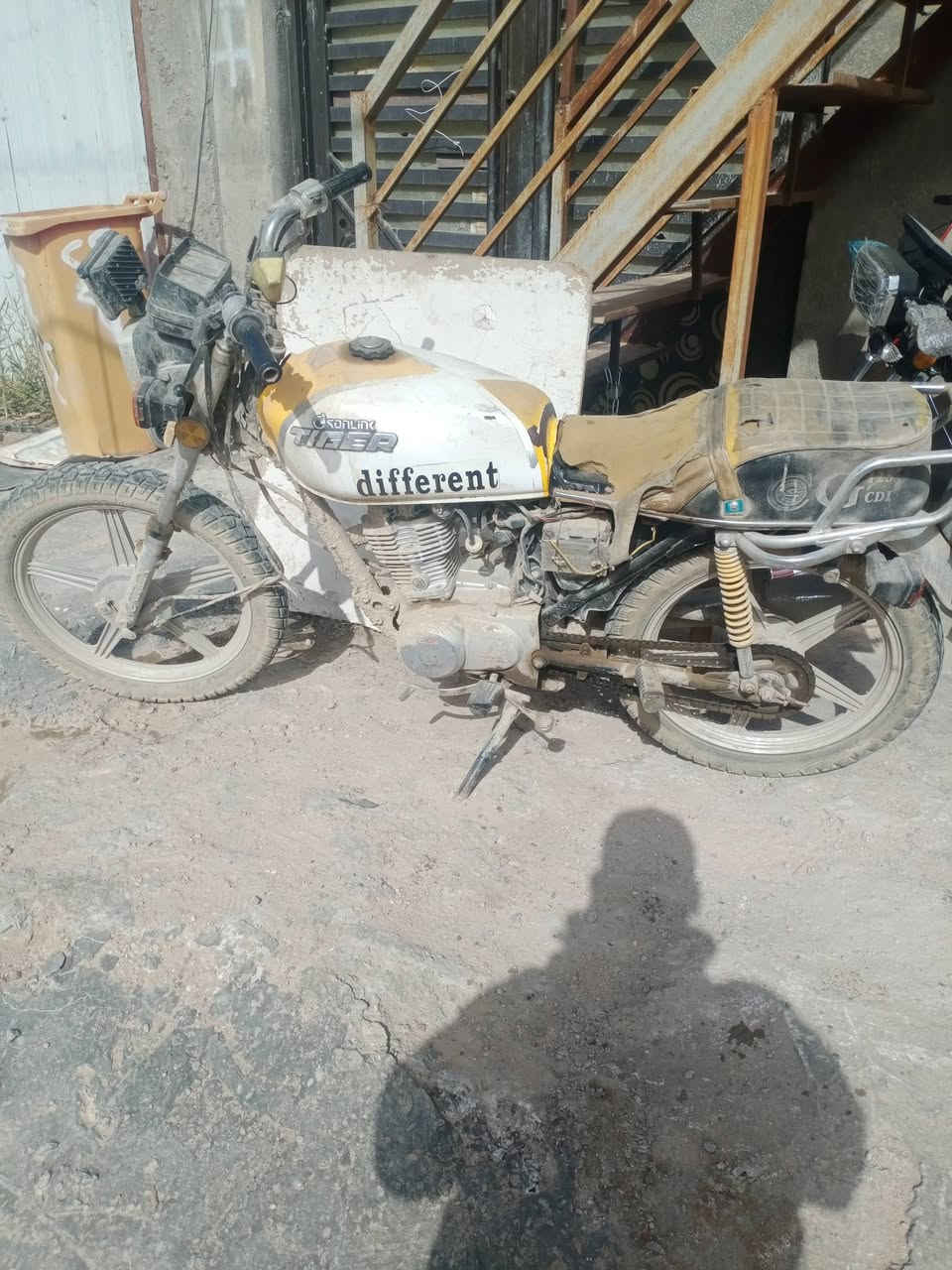 السلام عليكم دراجة تايكر للبيع المكان الدورة دراجة تشتغل هندر واحد بس يردلهة ترتيب ابيع كوم حديد السعر 250


**إذا كنت صاحب هذا الإعلان وتريد حذفه لأي سبب، رجاءا أرسل رسالة إلى الدعم الفني**