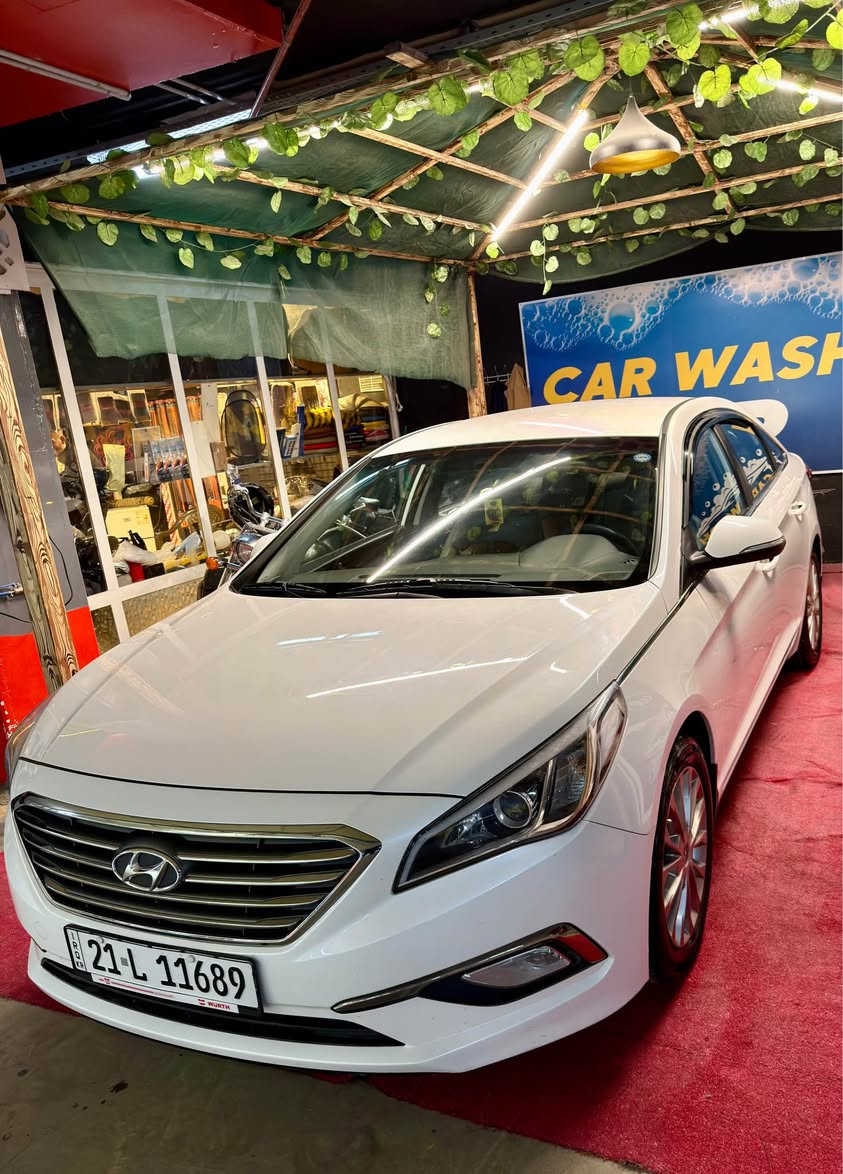 هيونداي سوناتا 2015 خليجي كلين 
لون أبيض صدفي من الدعامية الى الدعامية بشرط بدون صبغ وبدون تعديل حتى الدعاميات بدون صبغ
مكينة 2.5 دوش المرغوب بشرط 
كير ATF ست نمر بشرط سيرڤس جديد 
السيارة فول مواصفات ماعدا البانورما 
3 انظمة قيادة ( Eco ، Normal، Sport )
داخل جلد لونين 
منظومة زينون كاملة 
بگ لايتات ليد
كامره وحساسات خلفي
تحديد سرعة 
ويل كروم بلادي خليجي مع طخم تايرات جديد بالكامل
رقم جديد لسنة 2030 بأسمي مع هزة جديدة
صدر الگدام والورا بشرط الفحص على وضع الشركة 
السيارة ماشية 91 الف حقيقي 
بيها بطاقة بانزين 
موقع السيارة كركوك
السعر 185$ 
للأستفسار 
*********** كركوك, العراق
