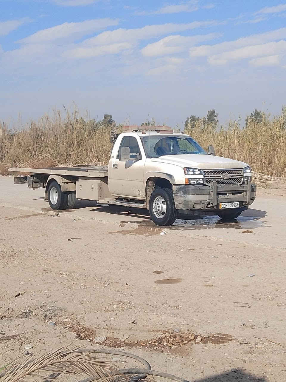 سلام عليكم سلفرادو للبيع
موديل 2004 سنويه جديده 
كير 1000مكينه 6 و100
*********** الاستفسار 
مكفوله كفاله عامه
