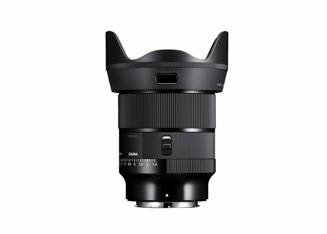 مرحبا .. عدسة سيكما 24mm فتحة  1.4 جديدة للبيع ...
***********
