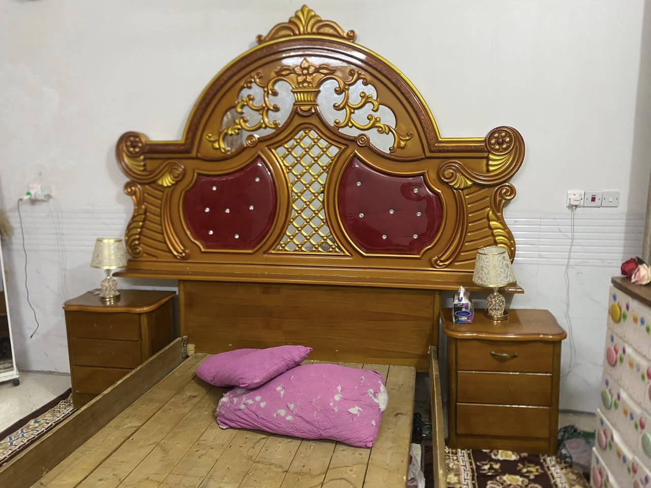 غرفه نوم عراقيه للبيع بغداد البلديات السعر خاص


**إذا كنت صاحب هذا الإعلان وتريد حذفه لأي سبب، رجاءا أرسل رسالة إلى الدعم الفني**