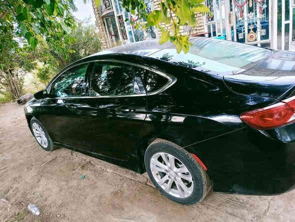 كلايسر سي 200 /موديل 2015 حادثها چاملغ امامي جهه السايق وتبديل البنيد محركها4سلندر 2400 ورقم بغداد وباسمي رايدها 105 وبيها مجال لاستفسار اكثر الاتصال على الرقم الموجود ***********
