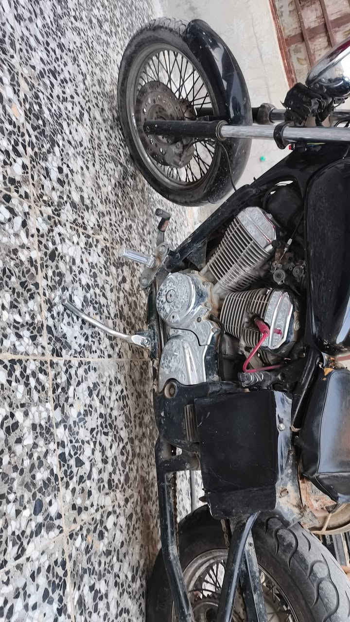 السلام عليكم
عدي دراجه هارلي استد ببر للبيع 
حجم المكينه 400cc
دراجه كلشي ماببه تجي و تشوف اب عينك تفحص و تقتنع و تاخذه 
دراجه احله من الصوره بهوايي 
السعر1250 قفللل 
مكاني بغداد 
الشراي يخابر 
***********
