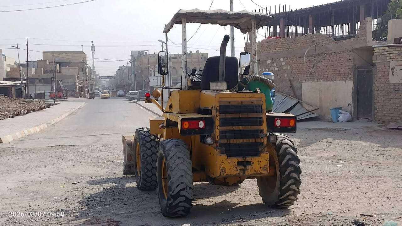 السلام عليكم شفل كوماتسو حجم 50محرك خمس وتسعين كير مجفت جديد صينيه جديد مكص مجفت جديد تجم تايرات ابوسيم رقم بغداد رقم الهاتف ***********
