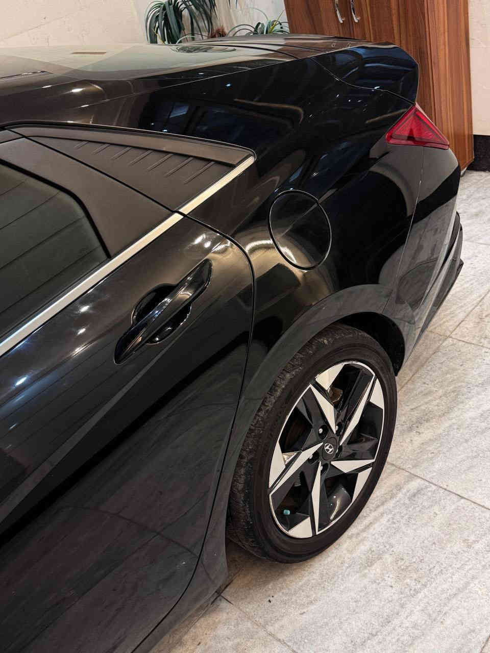 السلام عليكم
هيونداي إلنترا 2023 هايبرد ليمتد – وارد أمريكي

Hyundai Elantra Hybrid 2023 Limited

الممشى: 60,000  ممشى أمريكا
الضرر: فقط البونيد الأمامي 

المواصفات الكاملة
 • شاشة كبيرة
 • كشنات جلد
 • كشنات حِلد كهرباء
 • كشنات تدفئة وتبريد
 • وبل كب
 • شحن وايرليس
 • صندوق كهرباء
 • لايتات زينون
 • بكلايت LED
 • حساسات أمامي وخلفي
 • لَدّات دشبول بلادي
 • سستم سماعات Bose
 • تشغيل عن بعد
 • رادار أمامي وخلفي
 • إشارة ترحيب
 • بصمة أبواب وبصمة تشغيل
 • مانع انزلاق
 • 3 أنظمة قيادة
 • سايد بريك كهربائي
 • شاشة متصلة
 • تثبيت مسار
 • تبريد بيانو
 • خزن كشن
 • فل مواصفات جاهزة فحص

السعر: 153 وبيها مجال

للتواصل:
📞 *********** بغداد
