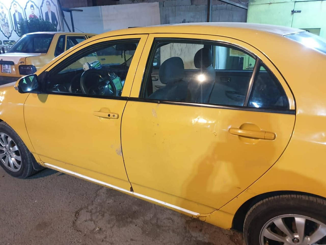 السلام عليكم بي واي دي جي 3   2016 للبيع بيها جاملغ يمنه و ليورة بارد شويه بسمي السيار رقم الجديد هزة جديدة تخم تاير جديد السيارة خير من الله يرادلها شويه ترتيب مكاني بغداد الكرخ السعر 48 وبيها مجال
 الاستفسار أكثر *********** بي واتساب
