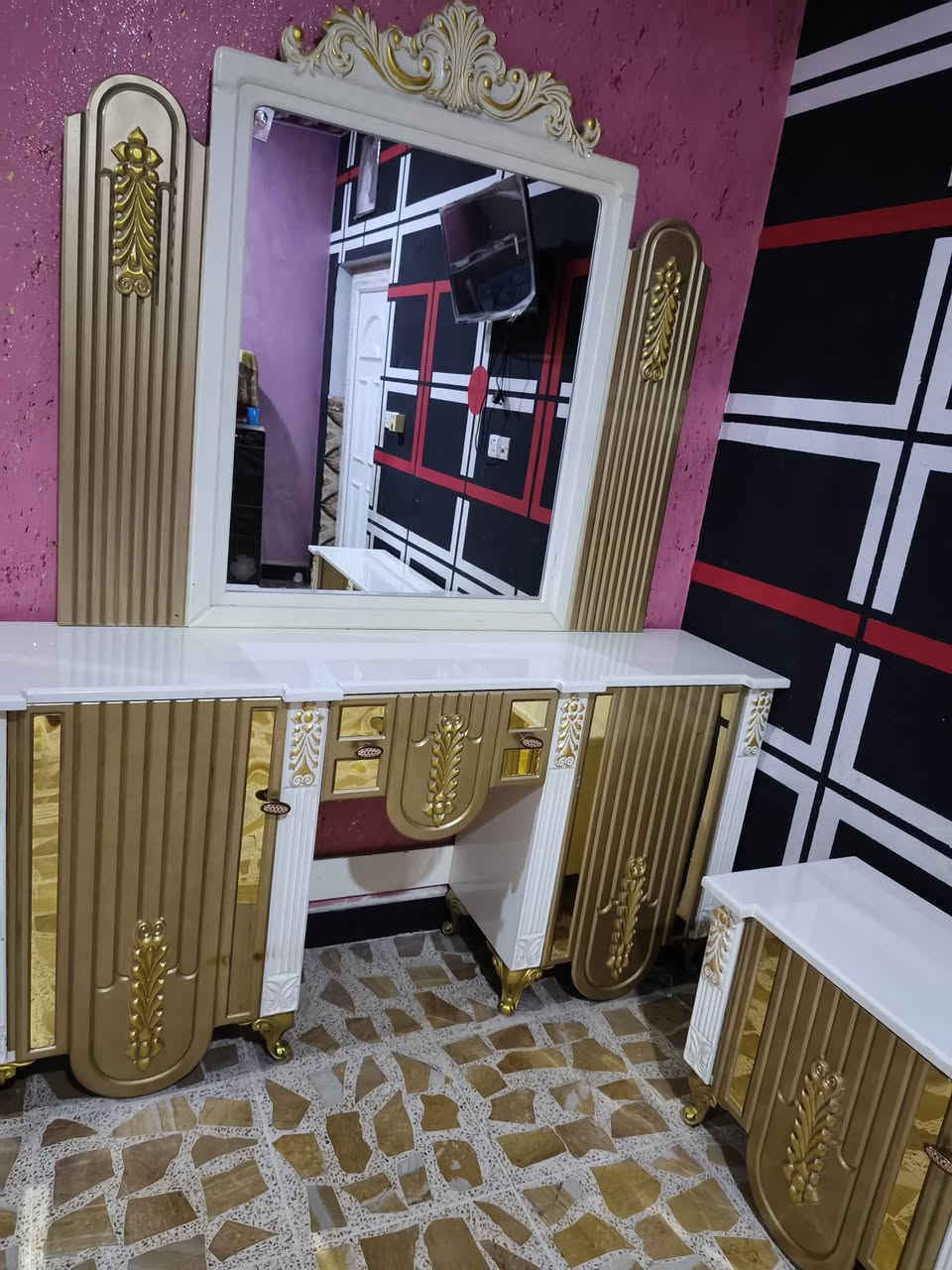 غرفه نوم جديده للبيع استعمال قليل


**إذا كنت صاحب هذا الإعلان وتريد حذفه لأي سبب، رجاءا أرسل رسالة إلى الدعم الفني**