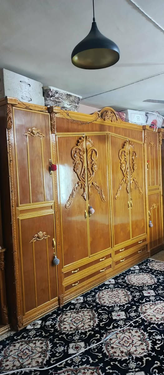 غرفه نوم عراقي تسكام ثقيل كلشش ام 6 ملحق طابقين مسرح اخت الجديده شخط ما بيها سعر 1500 كربلاء حي القادسيه ***********
