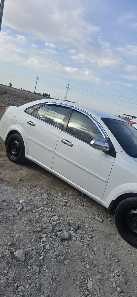 السلام عليكم
شوفر ليت اوبترا 2011 خليجي رقم كربلاء انكليزي بأسمي سنويه لل٢٩ مكينه ١٦٠٠ مكفوله كفاله عامه من كلشي ماعده بارد بسيط بالجاملغ السيارة جديده وجاهزه مكفوله من الصبغ والضربه  مكاني الديوانيه قضاء عفك  السعر ٩٠ وبيه مجال 
رقمي ***********
