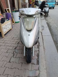 عندي للبيع المكان بغداد اتصال ع الرقم 07718699184