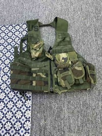 أسلام عليكم بدلات 511 الاصليات وقماصل امريكيات ومشلح امريكي للبيع الي ...