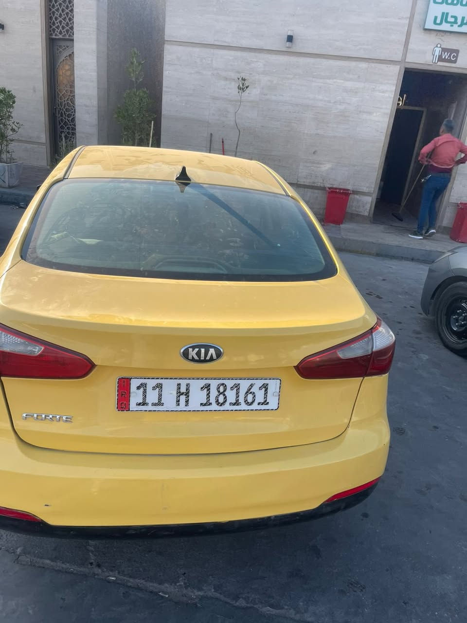 فورتي موديل ١٥ ظربه جاملغ خلفي فقط متوازي سعر ٩٠ وبيها مجال ***********
