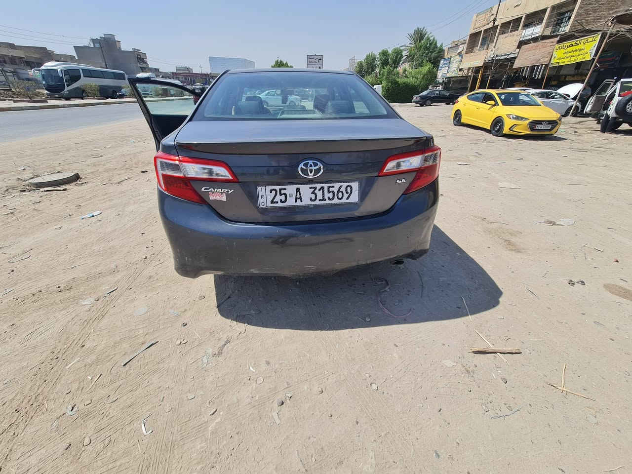 كامري موديل ٢٠١٣ 
رقم كركوك مشؤوع وطني بسمي

بيه قطع صبغ ابيع احزام 

تحكم ستيرن جهتين 

مثبت سرعة 

كير محرك مكفولات

سيارة ماشية ١٧٠

محرك ٢٥٠٠

كير ٦ نمر

تخم تاير جديد 

سيارة جاهزة من كل النواحي 

السعر ١١٥ 

الاتصال ***********

السيارة بغداد الدورة

