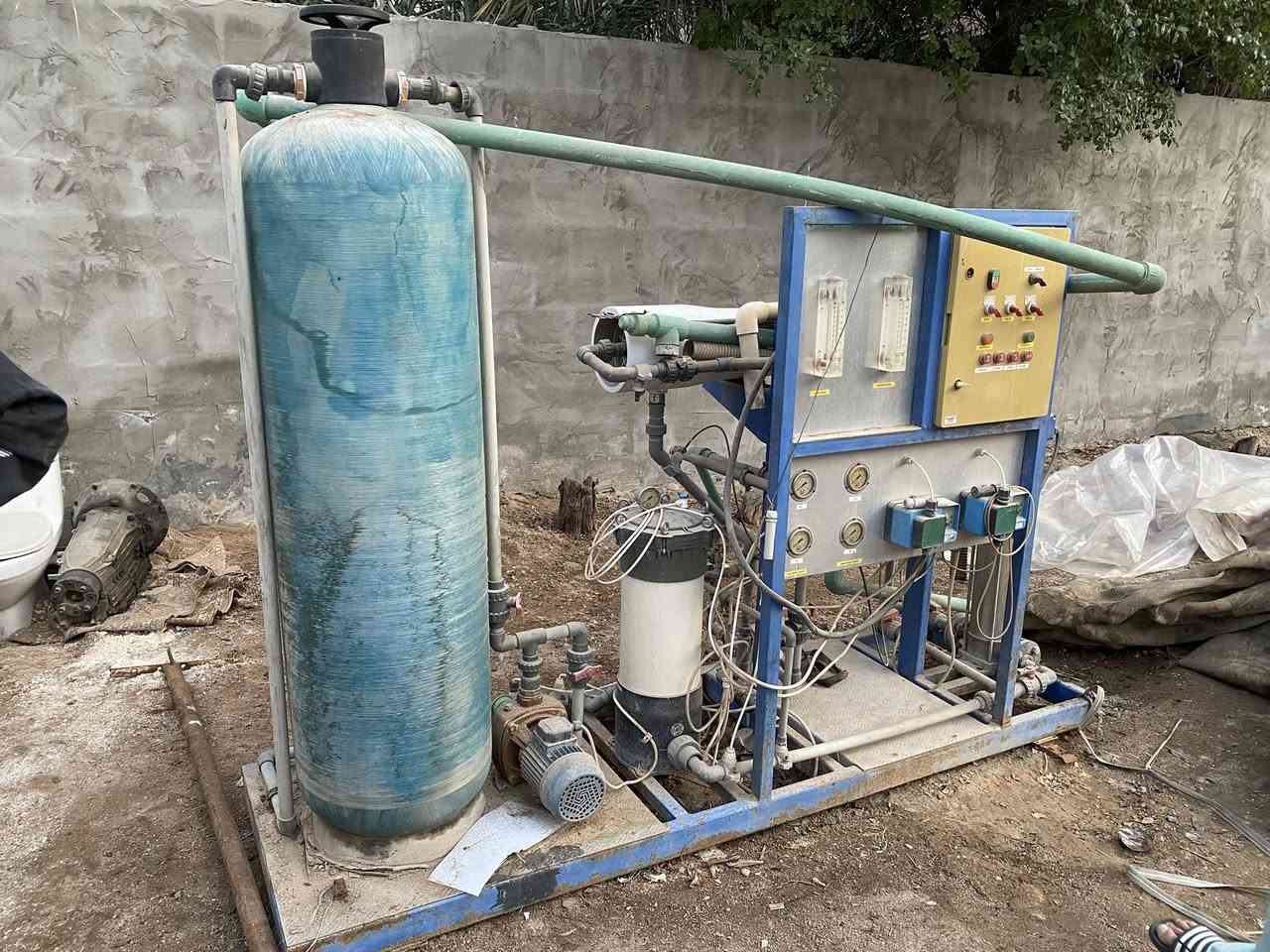 للبيع العنوان البصره ***********
