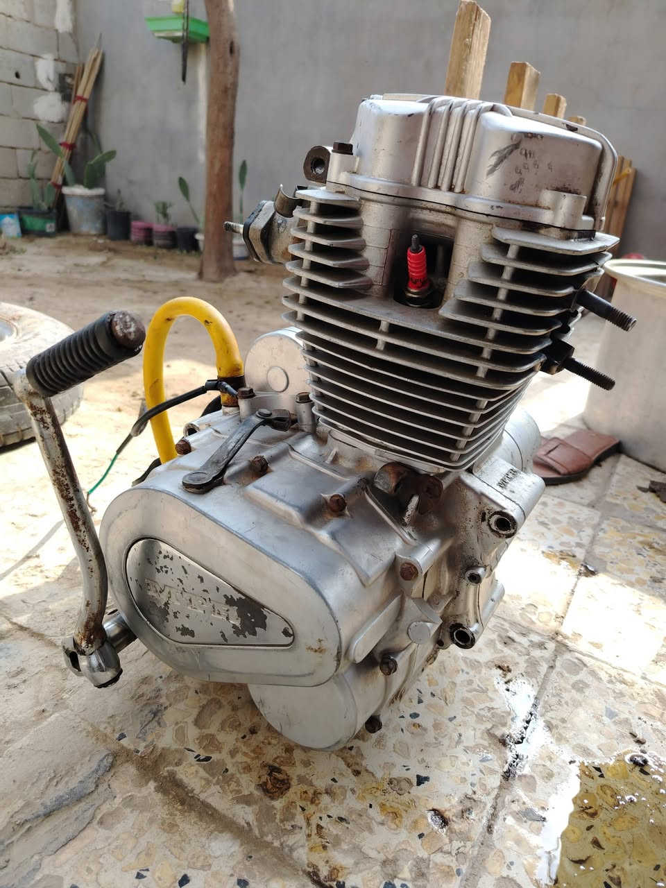 السلام عليكم عندي مكاين مال ستوته وحده ام تيار وحده جمره البيع ابيع جوم حديد وهاذه اسبير وبكس كير الرقم  ***********
