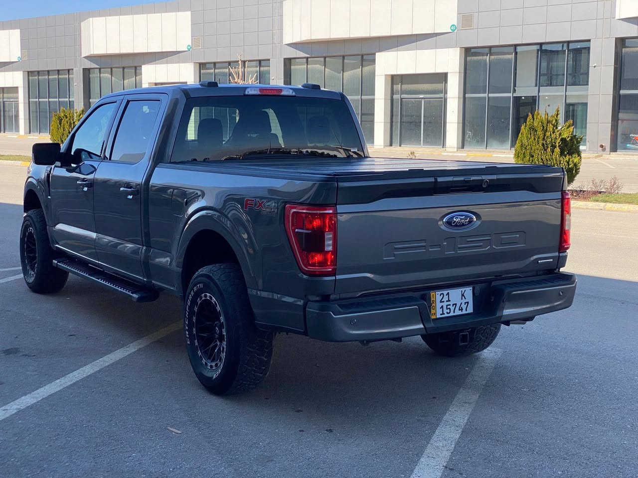 Ford F-150 2023  3.5 ***********
ڕەنگ نەوتی . بۆدی درێژ . مواسەفات بەسمە . شەغال . شاشە گەورە . گێر تەخت . ڕاداری پیش و دوا لا تەنیشت . کوشن کارەبا . دەبڵ اکسل . کوشن هیتەر . تەبریت مەرکەزی . سەربۆدیەکی تازەم بۆ کڕیوە . مەکینە 3.5 تۆڕبۆ . 4 پارچەی لای سەکن بۆیاخە پێش و دوای کەپسە . هەموو شتێکی تازەیە بەناوی خۆمەوەیە سعری خوای هەموو بازار . 220 گەڵا مەجال 
شوێن سلێمانی السليمانية, العراق
