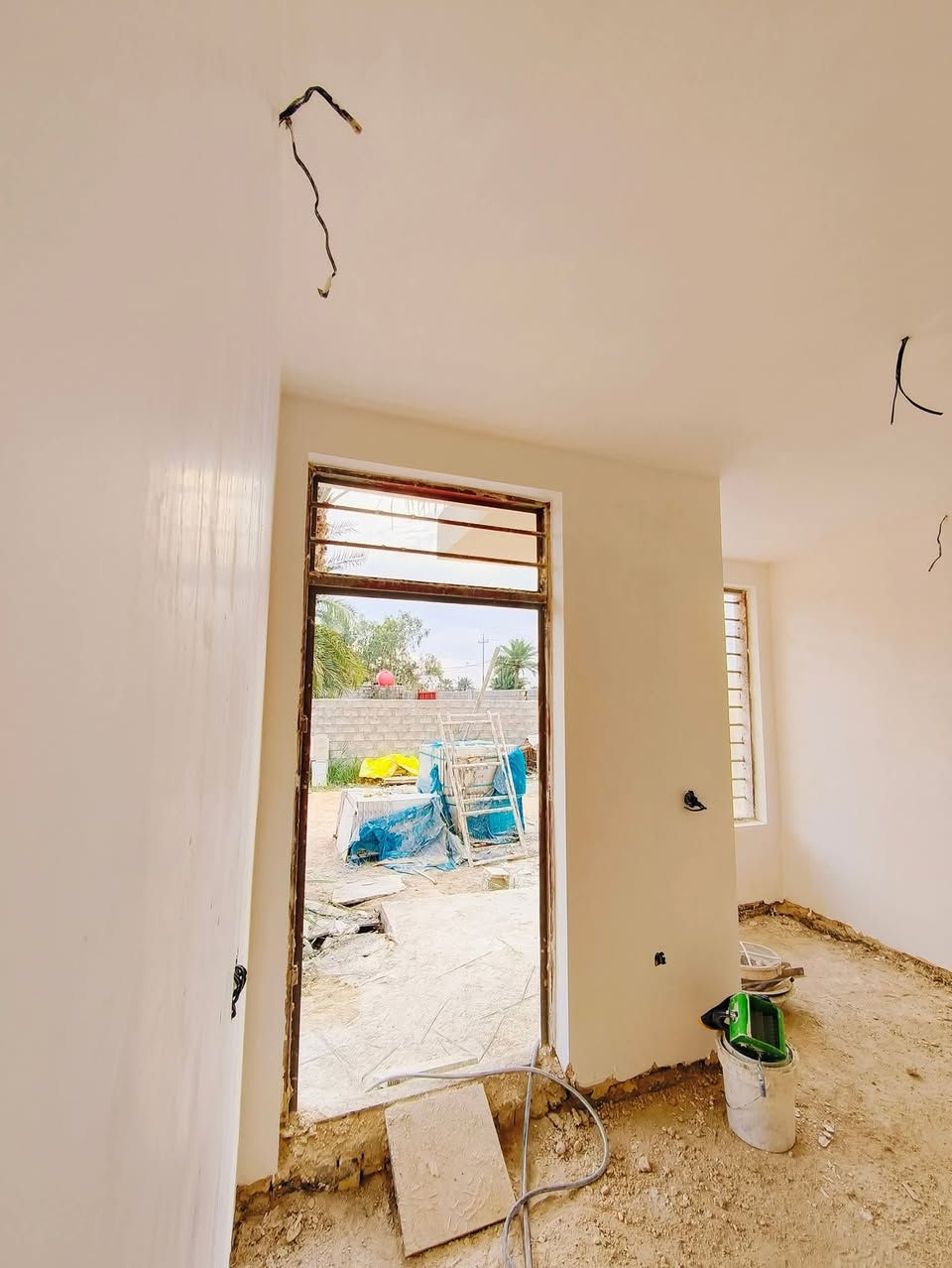 سلام عليكم... جزء من عملي جص وبورك درجة اولى لتواصل
عبر الهواتف اثير. واتس.***********.. 
اسياسيل واتس.............. ***********..
