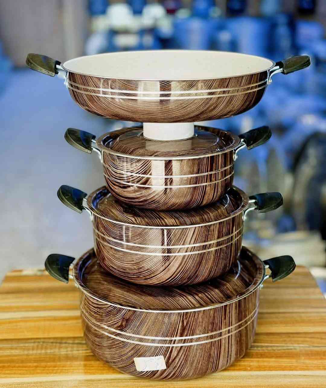 لا احلل اخذ الصور 🚫محبوب الكل رجع توفر سعر السيت 25 الف فقط 🔥
سيت كدر كرانيت مشجر يتكون من 3 كدورة + طاوة 
الحجم الكبير حجم اكبر كدر 34 سم 
الاحجام 34/28/24/ والطاوة 34 سم 
نوعية ممتازة كرانيت لا يحرق الطعام ولا يلتصق الطعام

ضمان الفحص بوجود المندوب 
📌الصور خاصة بالبيج تصويرنا الخاص ممنوع سرقة الصور 

📌العنوان بابل الوردية خارج مقابل ملعب حمودي قاسم 
واتساب ***********

التوصيل لجميع المحافظات 🚛
