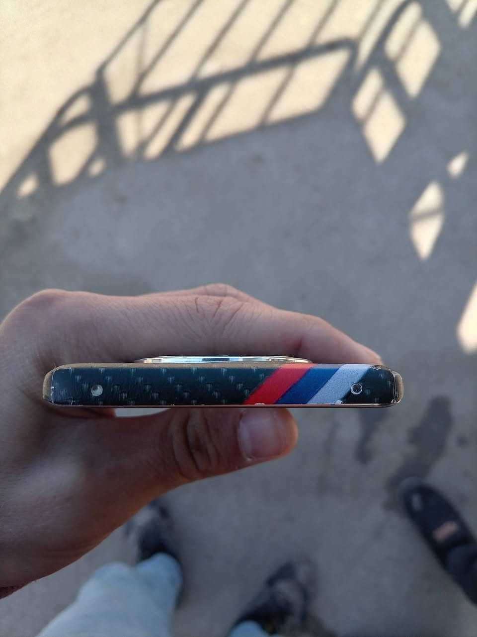 هواوي ميت خمسين برو 400 بي مجال خط واحد ظهر مكسور ***********
