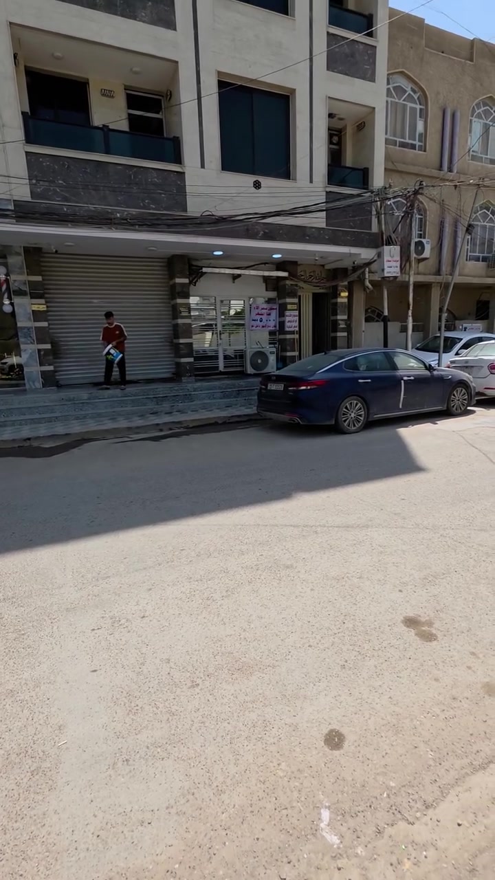 بنايه للبيع الموقع الغدير   المساحه ٢٦٢م
واجه ٩ مؤجره بالكامل للعوائل فقط
محله ٧٠٦كهربا خصصه  مصعد 
شغال كهربا  خصصه  تحتوي على 
٢٠شقه ومحلين وارد فعلي ١١مليون 
وقابل للزياده بناء  سنه ٢٥
***********
***********
