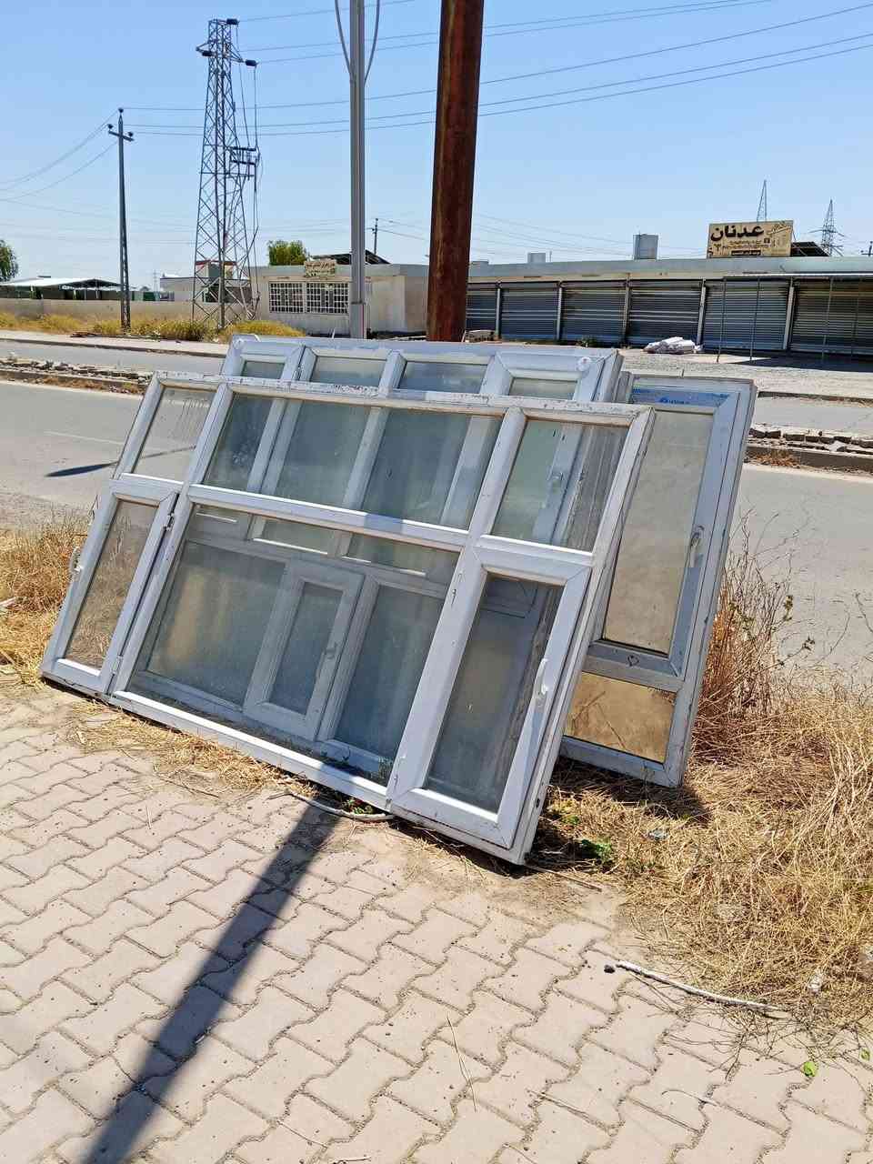 الحويجة طريق المنزلة مقابل قاعة ليان للاعراس
***********

