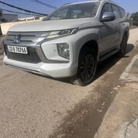 باجيرو سبورت ٢٠٢٠ فول تحكم ستيرن جهتين كشنات جلد مشمشي مكفوله ما عدا ر...