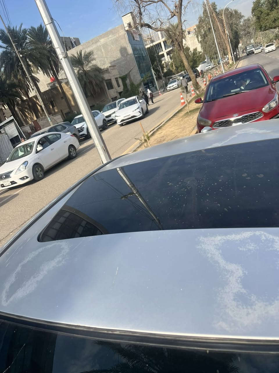 السلام عليكم .. للبيع فقط النترا مقدس 2008 امريكي 
محرك 2000 دوش رقم بغداد 
مواصفات السياره فتحه + شاشه كار بلي تدعم كا التطبيقات
السياره بيها نوع من الجراد قليل ومبدل بنيد بلادي 
تقريباً حزام تجي تشوفها مثل الي بالصوره بالضبط 
السعر 89 وبيها مجال 
*********** 
*********** 
اتصال + واتساب
