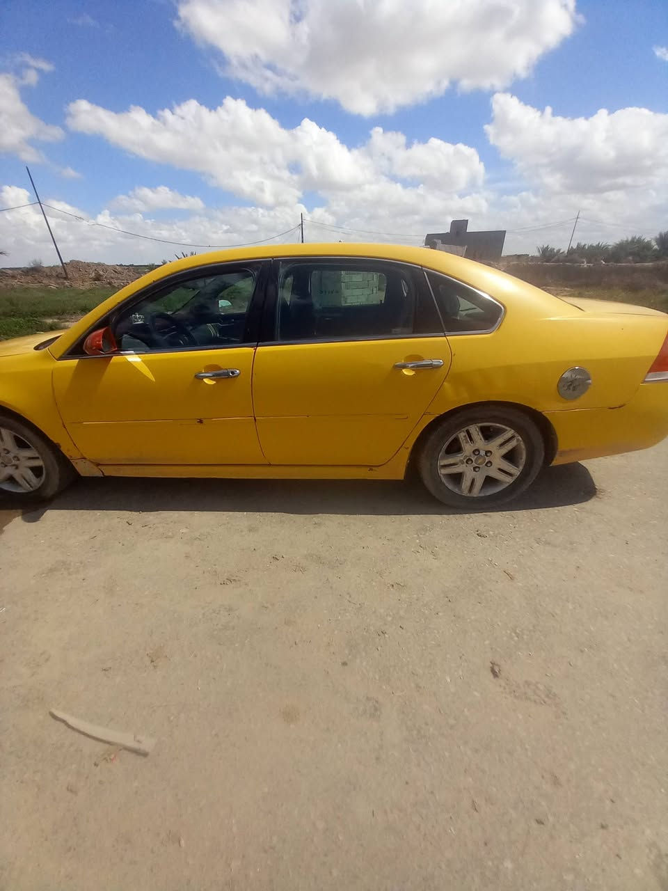 سلام عليكم عدي هاي السياره امبالا١١ كلهه شغاله ماعده التتفئه السعر ٥٢ وبيهه مجال  عنوان سماوه رميثه ناحيت النجمي رقم ***********
